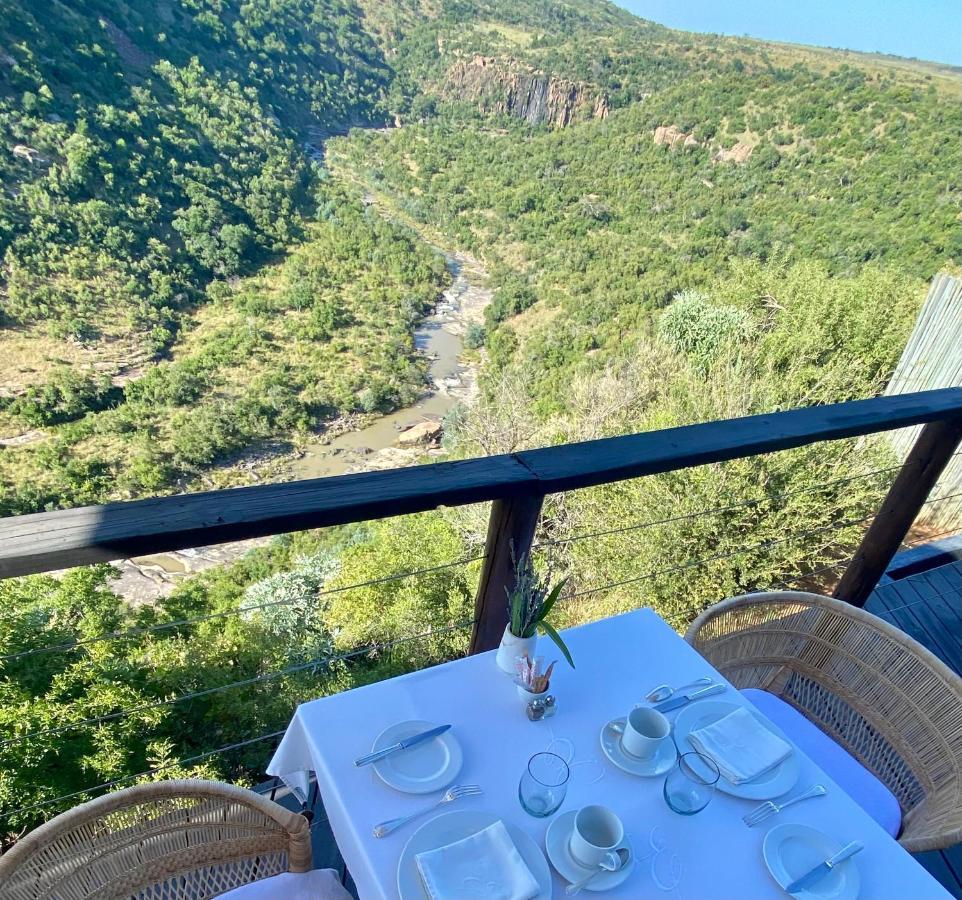Esiweni Luxury Safari Lodge Ladysmith Exterior photo